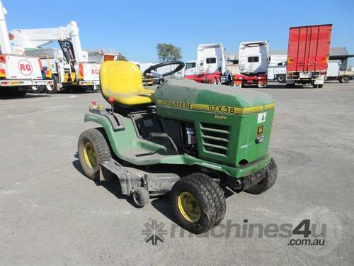 John Deere STX38