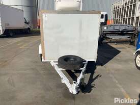 2005 Unknown Single Axle Enclosed Box Trailer - picture0' - Click to enlarge