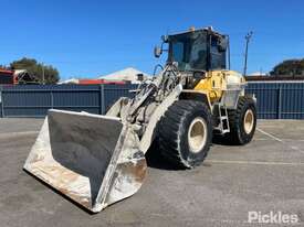 Komatsu WA200PT-5 Loader (Wheeled) - picture1' - Click to enlarge