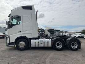 2019 Volvo FH Globetrotter Prime Mover Sleeper Cab - picture2' - Click to enlarge