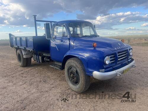 BEDFORD TIPPER TRUCK