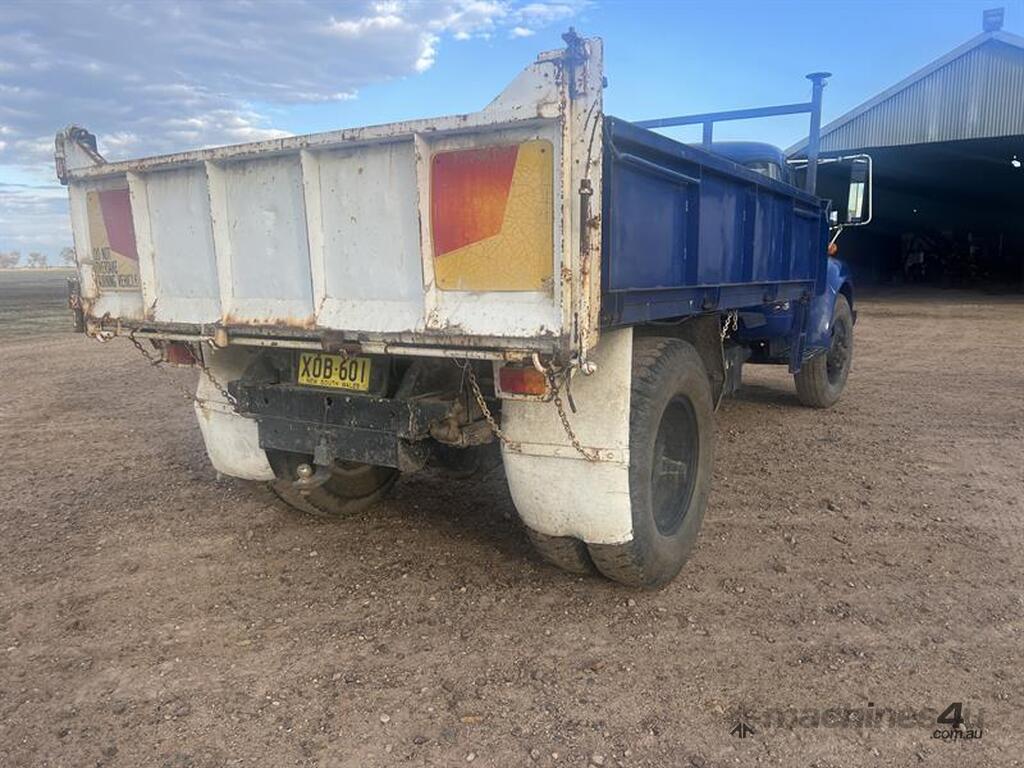 Buy Used Bedford BEDFORD TIPPER TRUCK Trucks in MOREE, NSW