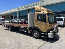 2001 Mercedes-Benz Atego LW - picture2' - Click to enlarge