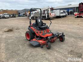 Kubota ZD1221 Zero Turn Ride On Mower - picture0' - Click to enlarge