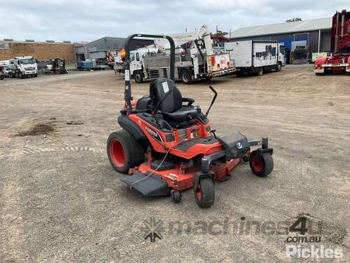 Kubota ZD1221 Zero Turn Ride On Mower