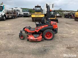 Kubota ZD1221 Zero Turn Ride On Mower - picture2' - Click to enlarge