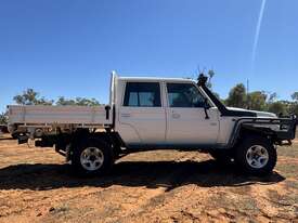 2016 LANDCRUISER WORKMATE - picture2' - Click to enlarge