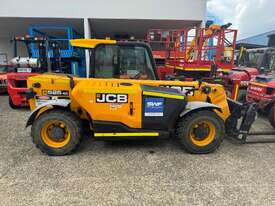JCB Telehandlers 2500kg lift cap /  6m Lift Height - picture0' - Click to enlarge