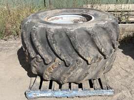 Logging Forwarder Tyre & Rim - picture1' - Click to enlarge