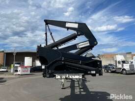 2003 Hammar Tri Axle Side Lifter Side Loader - picture0' - Click to enlarge