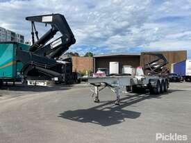 2003 Hammar Tri Axle Side Lifter Side Loader - picture1' - Click to enlarge