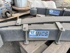 Pallet Of 3 x Hino Rear End Springs - picture0' - Click to enlarge