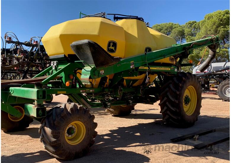 John Deere 1910H Air Cart