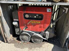 Spitwater Electric Pressure Washer - picture1' - Click to enlarge