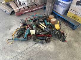 Assorted Power Tools & Lights - picture0' - Click to enlarge