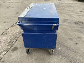 Steel Site Tool Box - picture1' - Click to enlarge