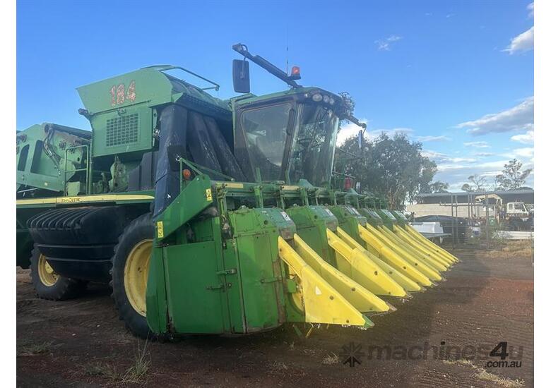 2010 John Deere 7760 Cotton Picker 