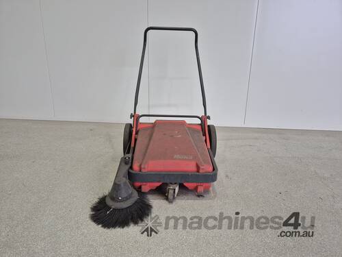 Hako push floor sweeper