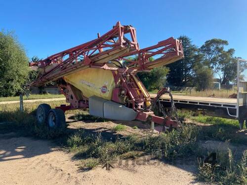 Hardi Commander 5000 Trailing Boomspray 
***NOTE - MISSING PTO, GEARBOX & PUMP*** 
Item Is In A Used