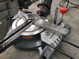 Ozito drop saw - picture1' - Click to enlarge