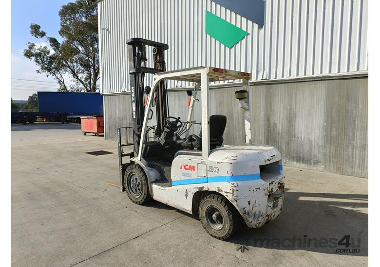 Used tcm TCM FD30T4C Counterbalance Forklift Farm Machinery in