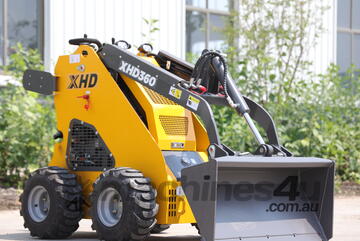 XHD 360 MINI SKID STEER LOADER DIESEL ENGINE WITH WHEELS