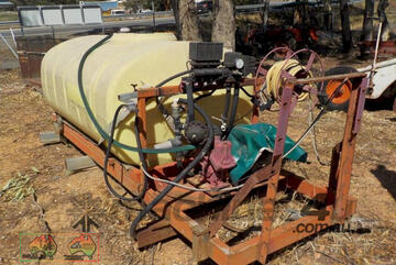 (7619) Hardi 2000 Tray Mount Boom Spray (Maryborough, VIC) (7619) Hardi 2000 Tray Mount Boom Spray (Maryborough, VIC)