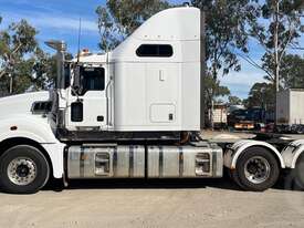 Mack Superliner 600 - picture1' - Click to enlarge