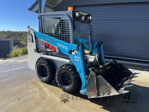 Toyota 5SDK5 skidsteer