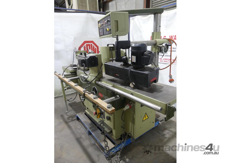 caption SCM Spindle Moulder/Tenoner 10 HP - Model: Flex 1