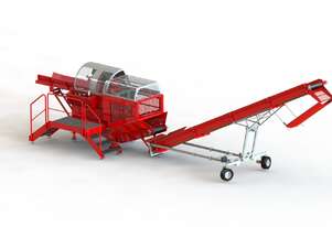 Hakki Pilke 55 Pro Firewood Processor with Log Deck and 8m Elevator