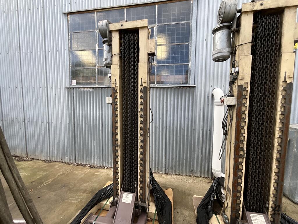 Used Endurequip Endurequip Truck Hoist in Kilkenny, SA