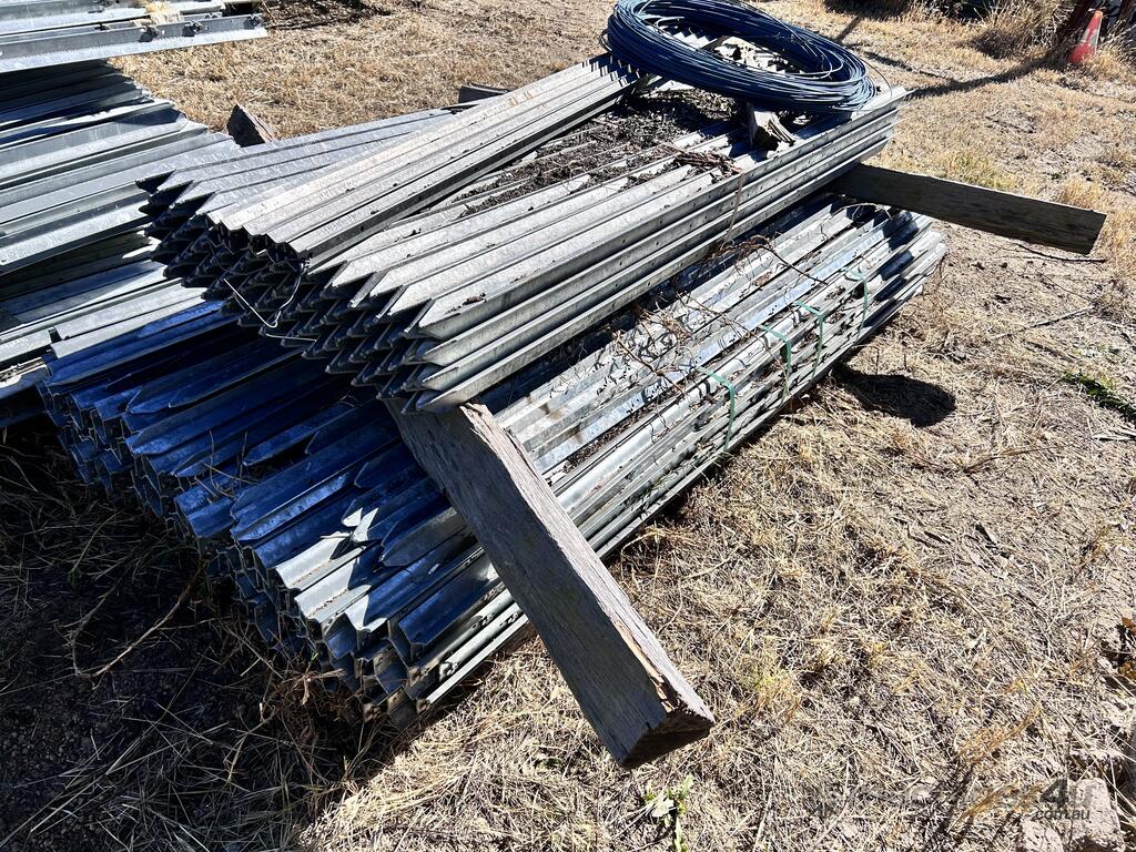 Used Large QTY of Star Pickets Consumables in Stafford, QLD