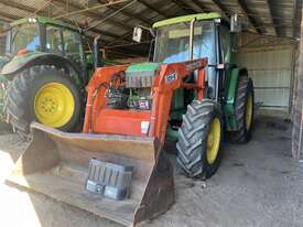 2001 John Deere 6210 Tractor w/ 1996 Challenge FEL - picture0' - Click to enlarge