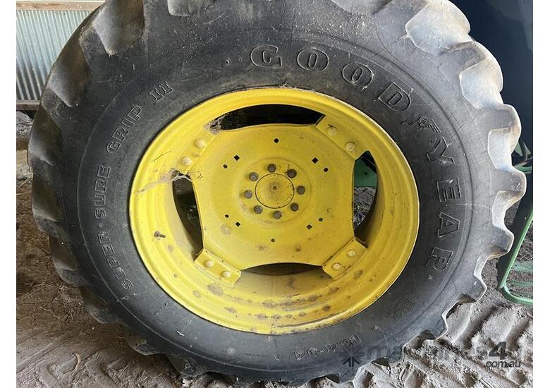 caption 2001 John Deere 6210 Tractor w/ 1996 Challenge FEL