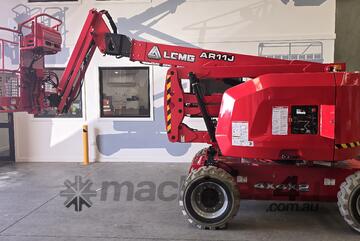 LGMG AR11 J DIESEL ROUGH TERRAIN ARTICULATING KNUCKLE BOOM