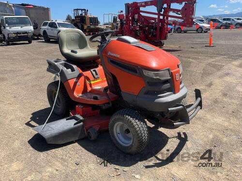 2010 Husqvarna YTH2242TDF Ride On Mower