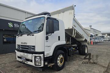 2018 Isuzu FVR 165-300 4x2 Tipper (Alison Auto) (16T GVM) (Ex Lease)