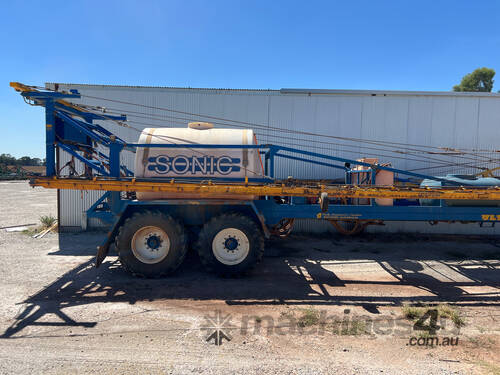 Sonic 10045TS Boom Spray Sprayer