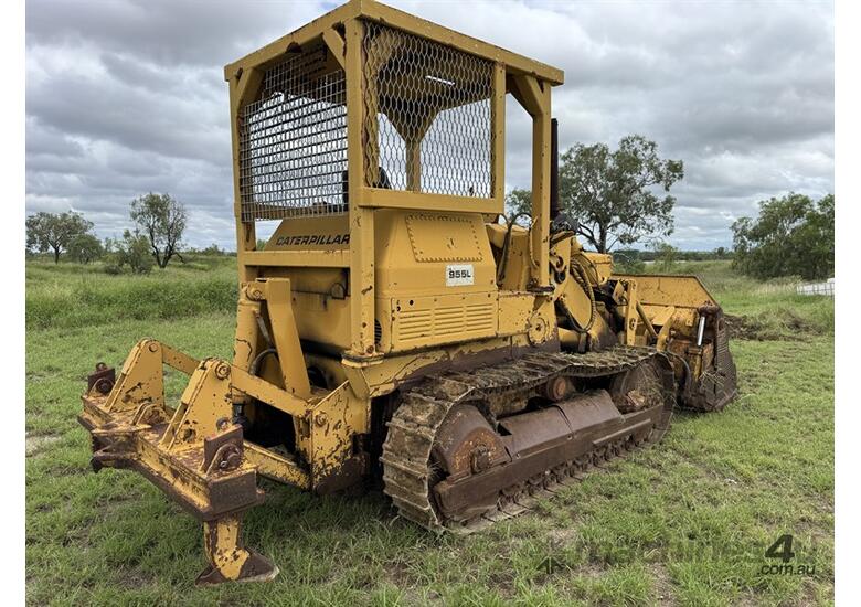 caption CAT 955L TRACK LOADER