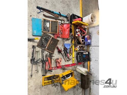 caption LARGE QTY OF ASSORTED HAND TOOLS