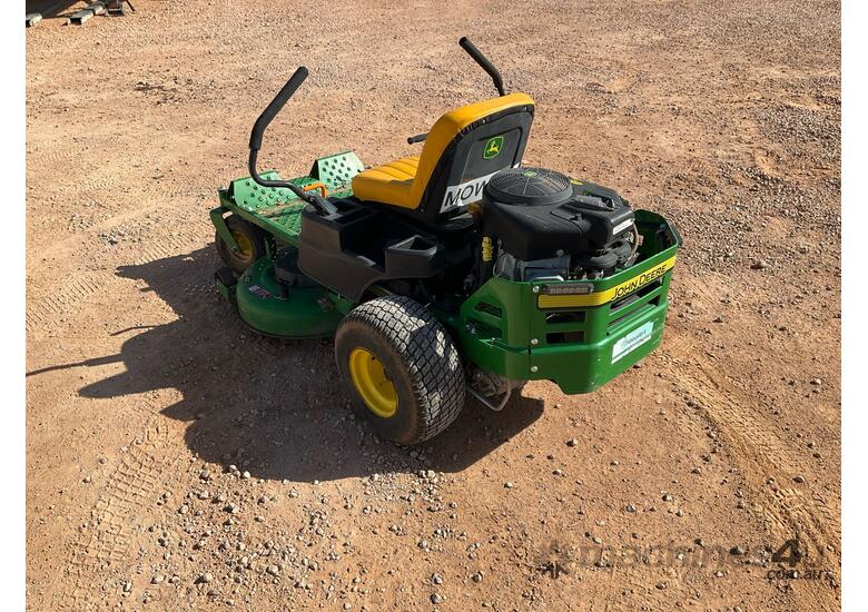 caption 2018 John Deere Z335E Zero Turn Ride On Mower