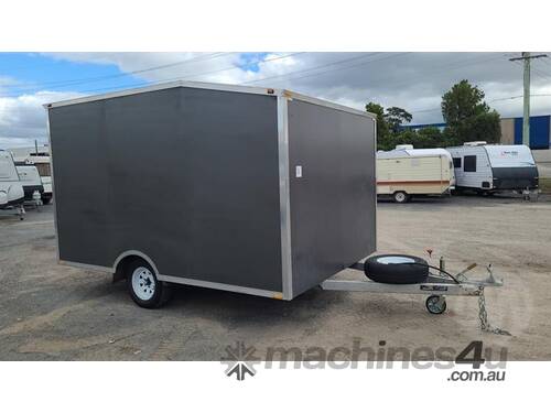 caption Trailer Enclosed Car Trailer