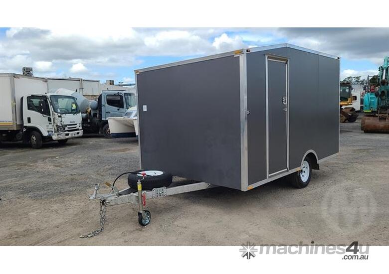 caption Trailer Enclosed Car Trailer
