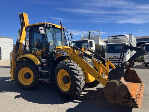 0000 JCB 5CX BACKHOE  Side Shift 4WD
