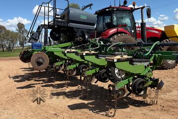 2018 Boss 12m Precision Planter 2018 Boss 12m Precision Planter