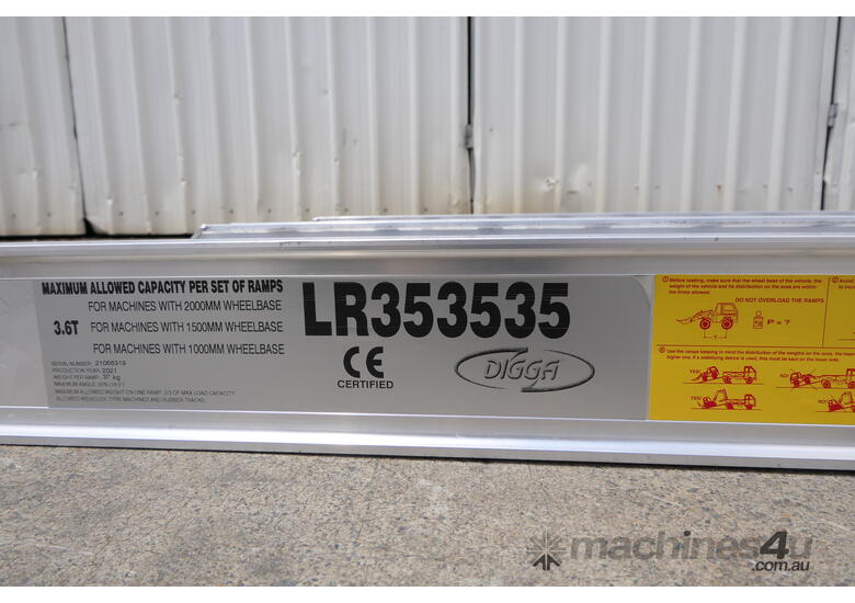 3.5m, 4000Kg, 350mm track width - Digga Ezi-Loada Aluminium Loading Ramp - WA STOCK