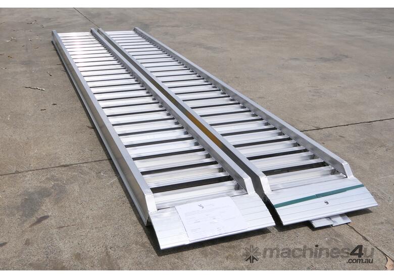 3.5m, 4000Kg, 350mm track width - Digga Ezi-Loada Aluminium Loading Ramp - WA STOCK