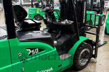 EOFY Deal Hangcha 5T Lithium Electric Forklift In Stock Now EOFY Deal Hangcha 5T Lithium Electric Forklift In Stock Now