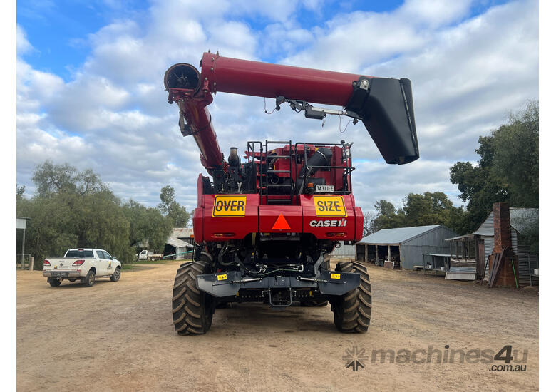 CASE IH 7250 Header(Combine) Harvester/Header